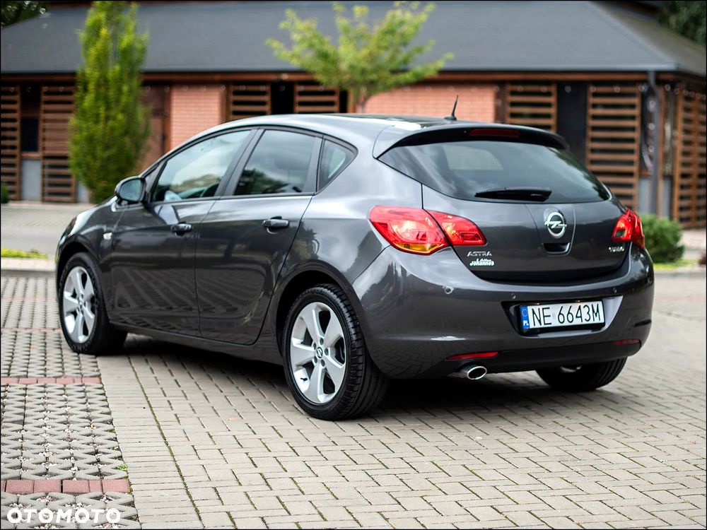 Opel Astra - 6