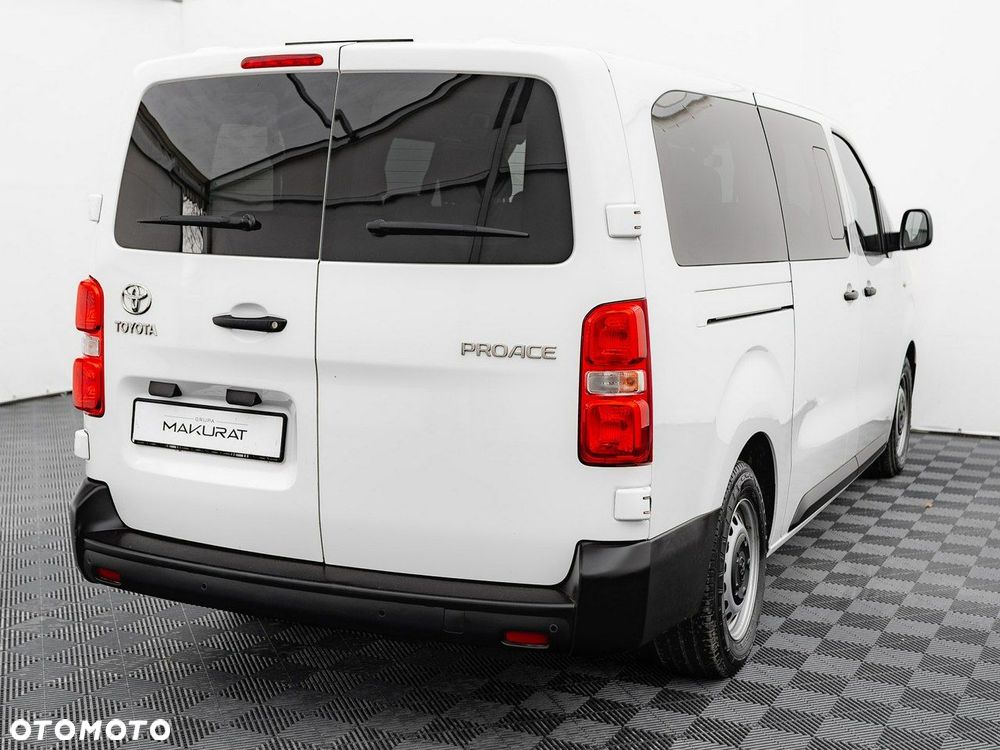 Toyota ProAce Kombi D-4D Long 2,8t - 4
