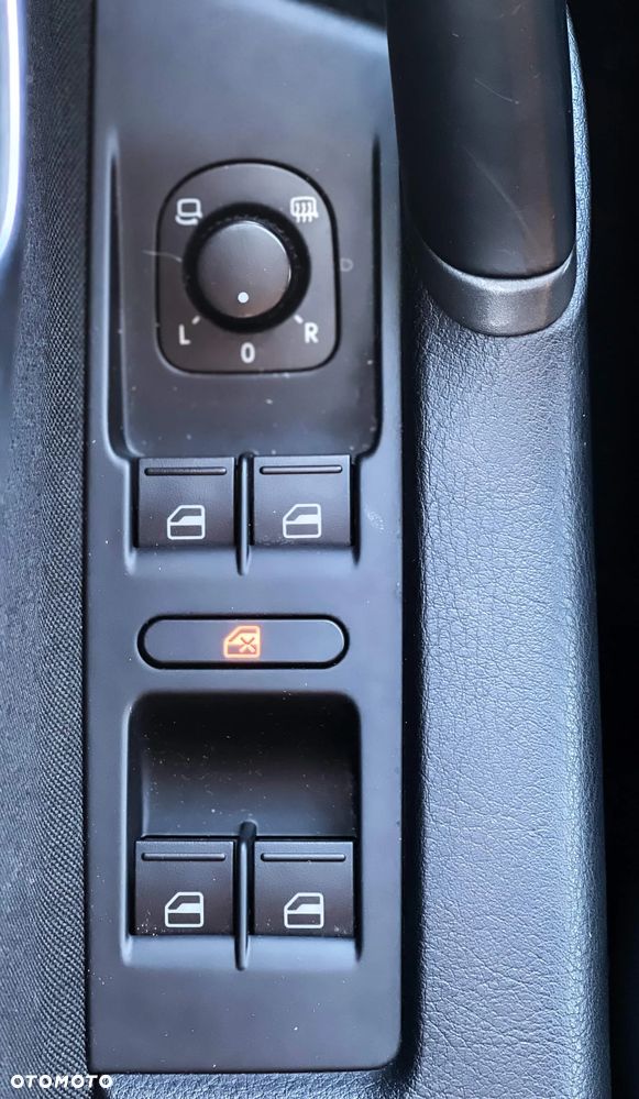 Volkswagen Passat Variant 2.0 TDI BlueMotion Technology Exclusive - 7