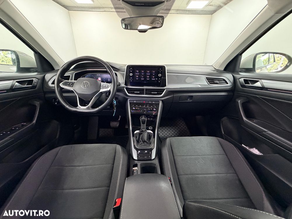 Volkswagen T-Roc 1.5 TSI DSG Style - 9