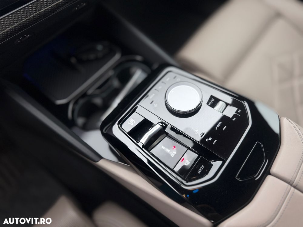 BMW Seria 5 520d xDrive AT MHEV - 15