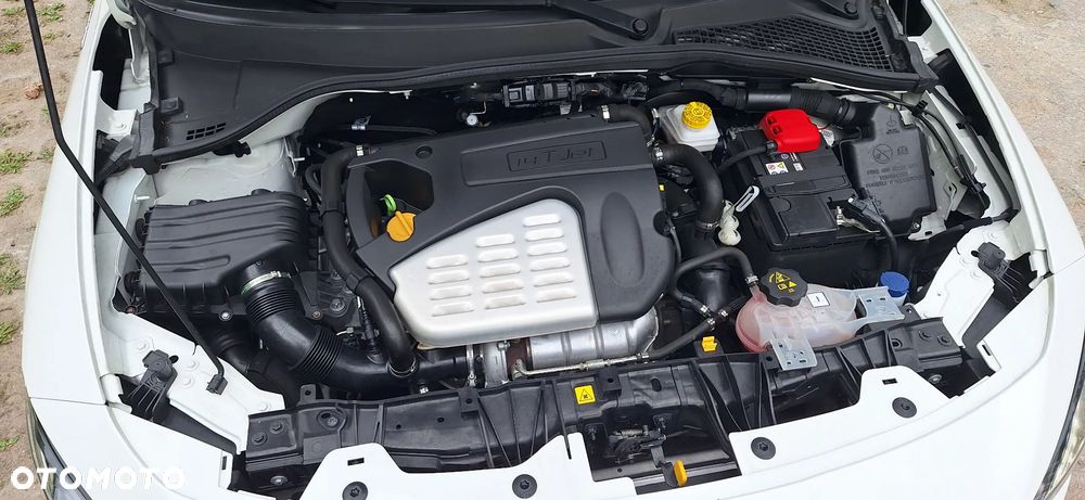 Fiat Tipo 1.4 T-Jet 16v S-Design - 6