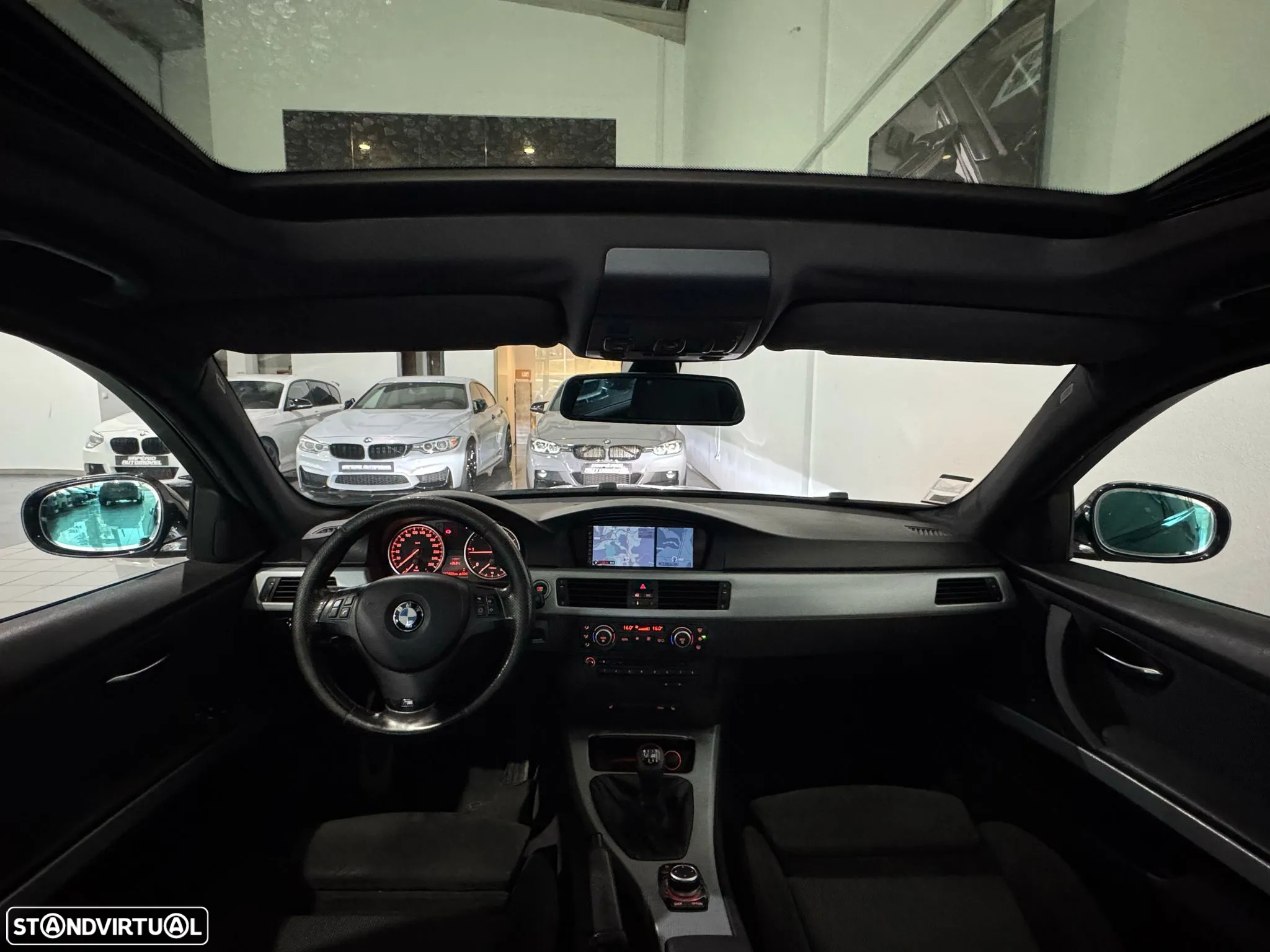 BMW 320 d Touring - 30