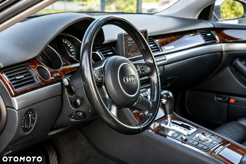 Audi A8 - 14
