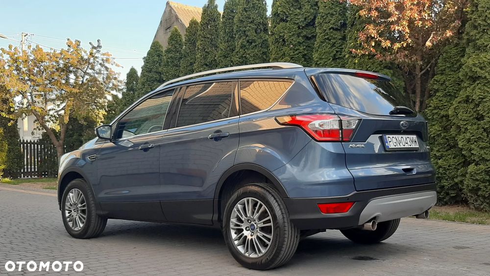 Ford Kuga 1.5 EcoBoost 2x4 Titanium - 13
