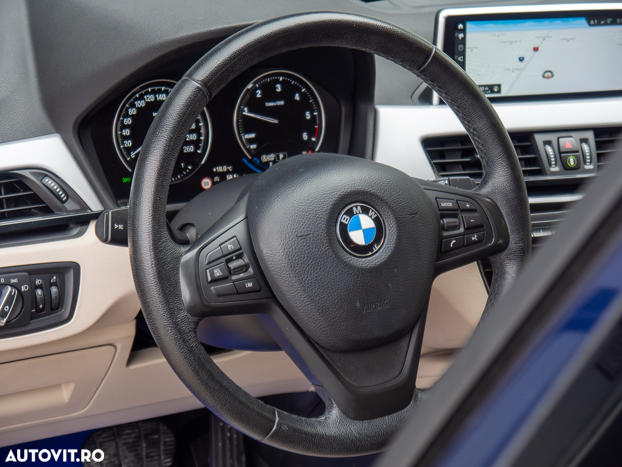 BMW X1 xDrive20d AT - 9