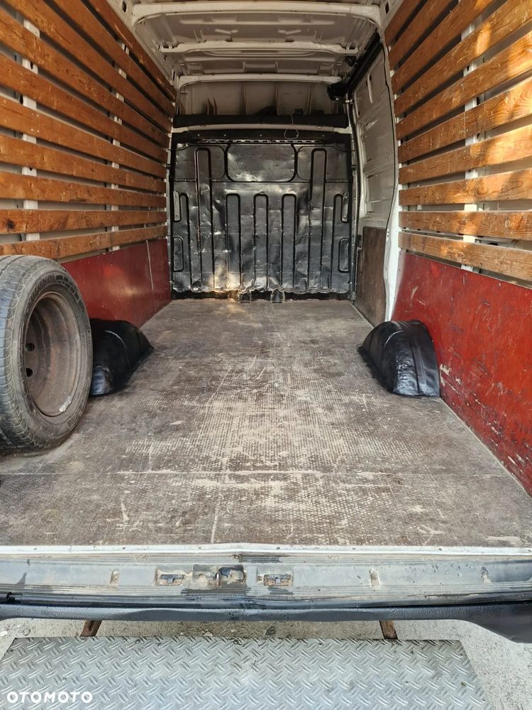 Iveco Daily 35S14V - 7