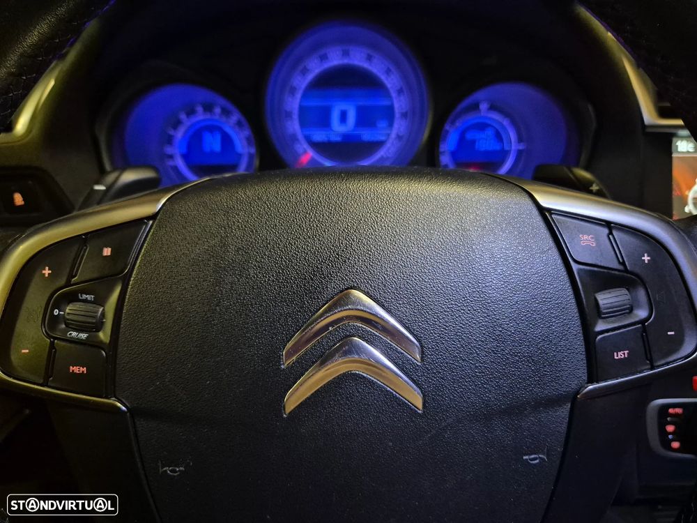 Citroën C4 e-HDi 115 ETG6 Selection - 23