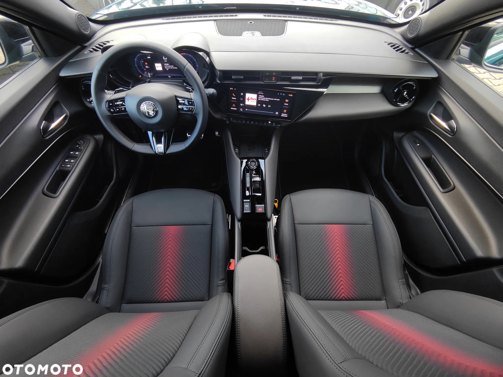 Alfa Romeo Junior 1.2 mHEV Ibrida eDCT - 12