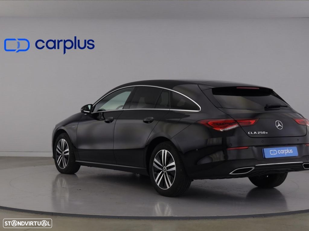 Mercedes-Benz CLA 250 e Shooting Brake Style Plus - 5