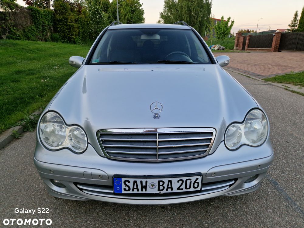 Mercedes-Benz Klasa C 200 CDI Automatik Avantgarde Sport Edition - 19