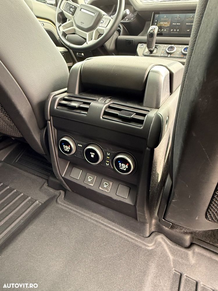 Land Rover Defender 130 3.0 D300 MHEV X - 8