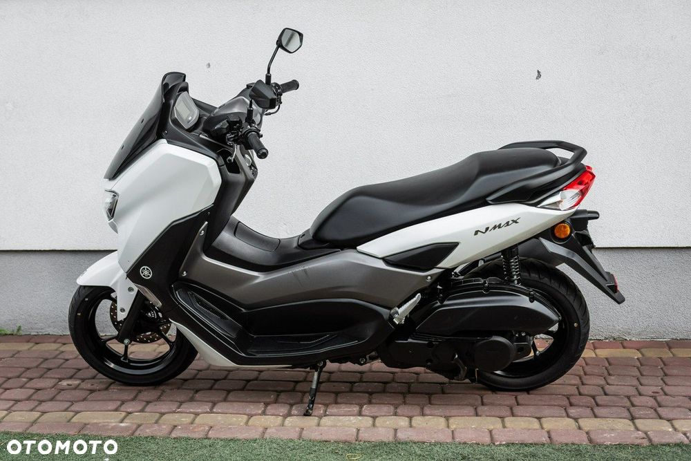 Yamaha NMAX - 6