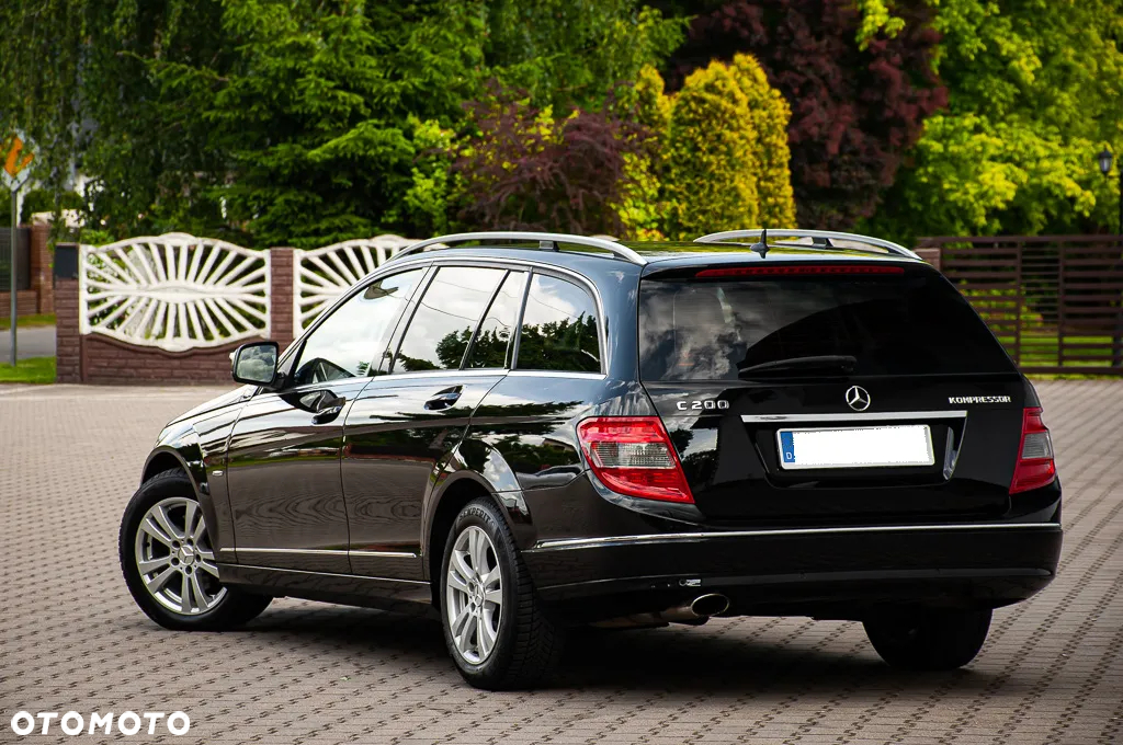 Mercedes-Benz Klasa C 200 T 7G-TRONIC Avantgarde Edition - 16