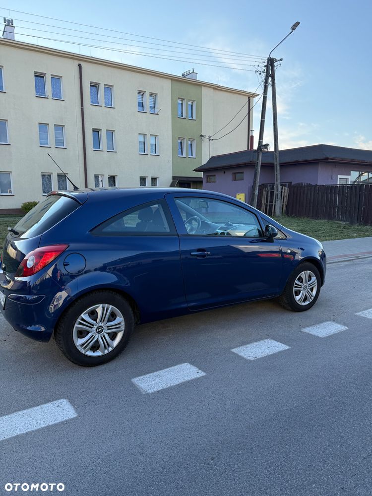Opel Corsa 1.2 16V Enjoy - 4