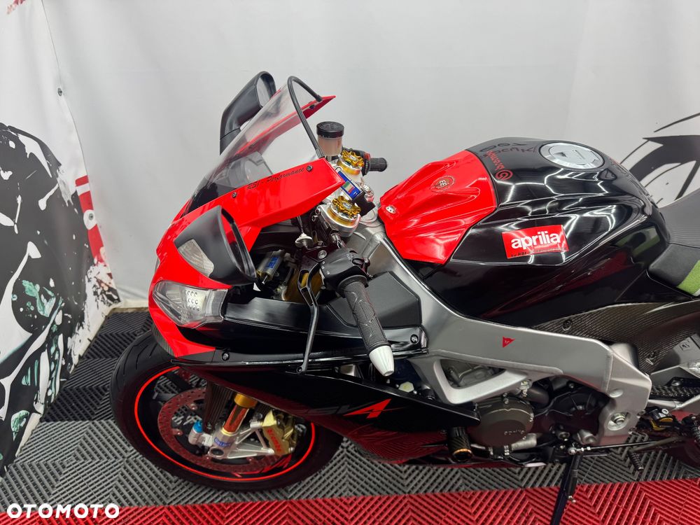 Aprilia RSV - 12