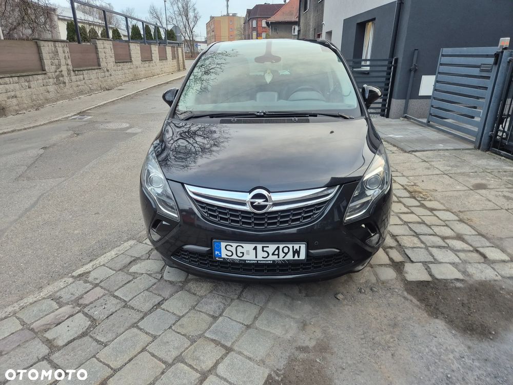 Opel Zafira 1.6 T SIDI Cosmo S&S - 2