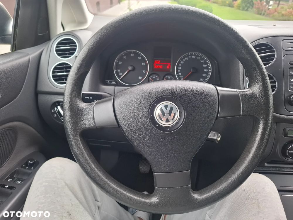 Volkswagen Golf Plus - 25
