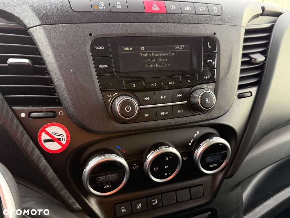 Iveco Daily 72-180/2023/Automat Hi-Matic/kontener 15 epalet/winda 1000kg/poduszki fabryczne/ - 22