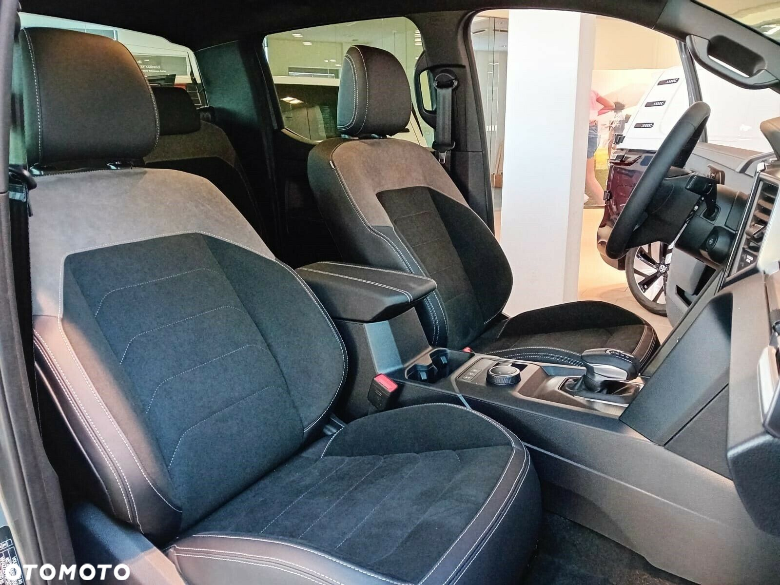 Volkswagen Amarok - 11