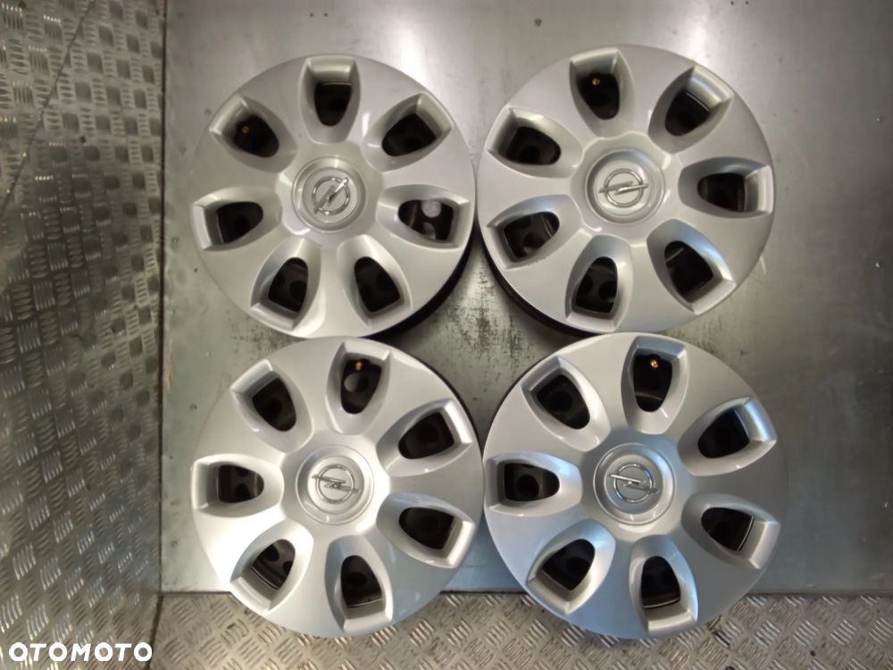 Felgi Opel Corsa D E Adam Karl Meriva 6Jx15 et39 4x100 CZUJNIKI - 1