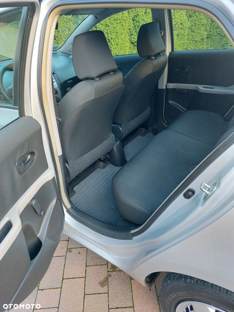 Toyota Yaris 1.0 Luna A/C - 4