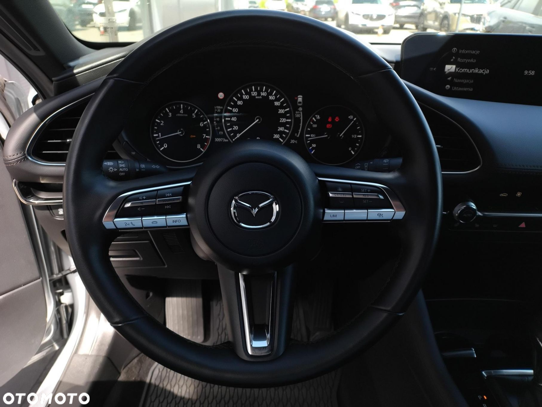 Mazda 3 - 10