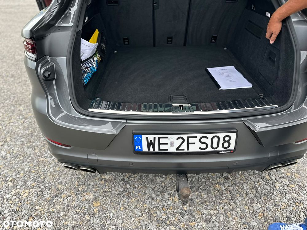 Porsche Cayenne S - 10
