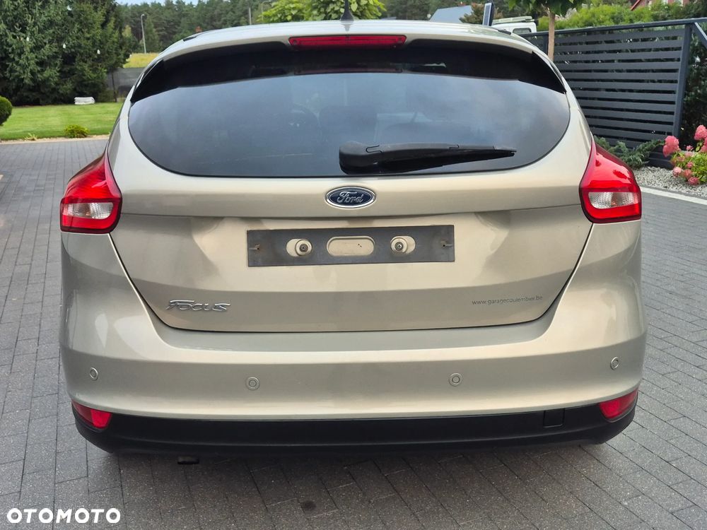Ford Focus 1.5 TDCi SYNC Edition - 13