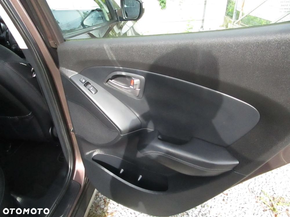 Hyundai ix35 1.6 GDI Premium 2WD - 29