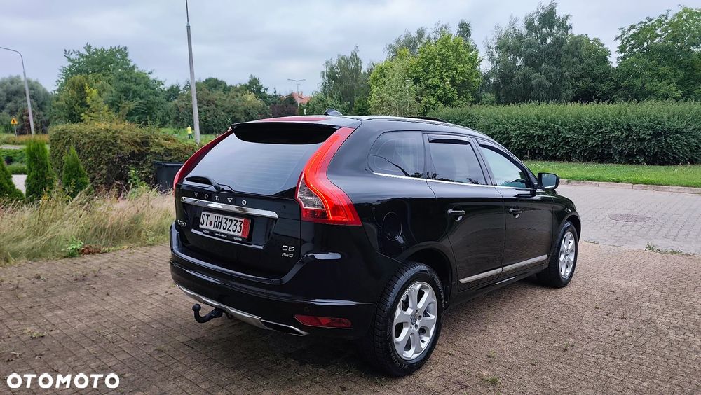 Volvo XC 60 D5 AWD Geartronic Summum - 24
