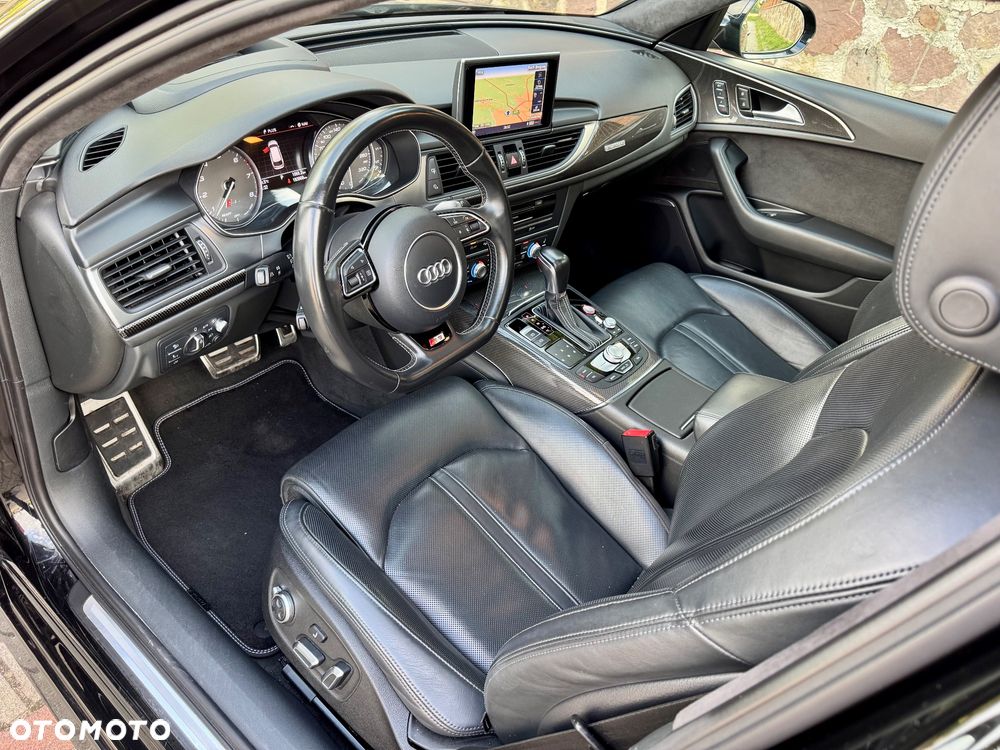 Audi S6 Avant - 14