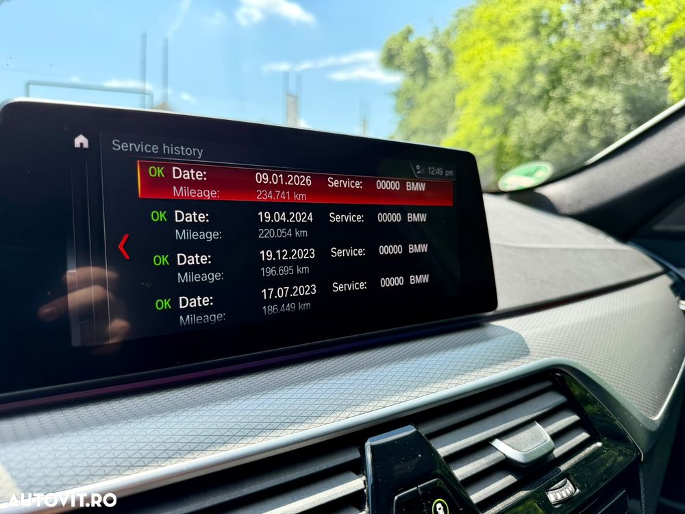 BMW Seria 5 520d AT - 23