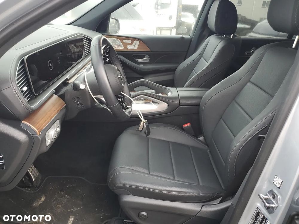 Mercedes-Benz GLS - 7