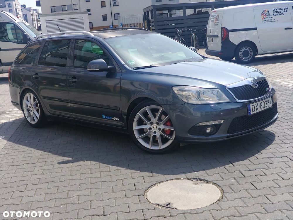 Skoda Octavia 2.0 TDI RS DSG - 1