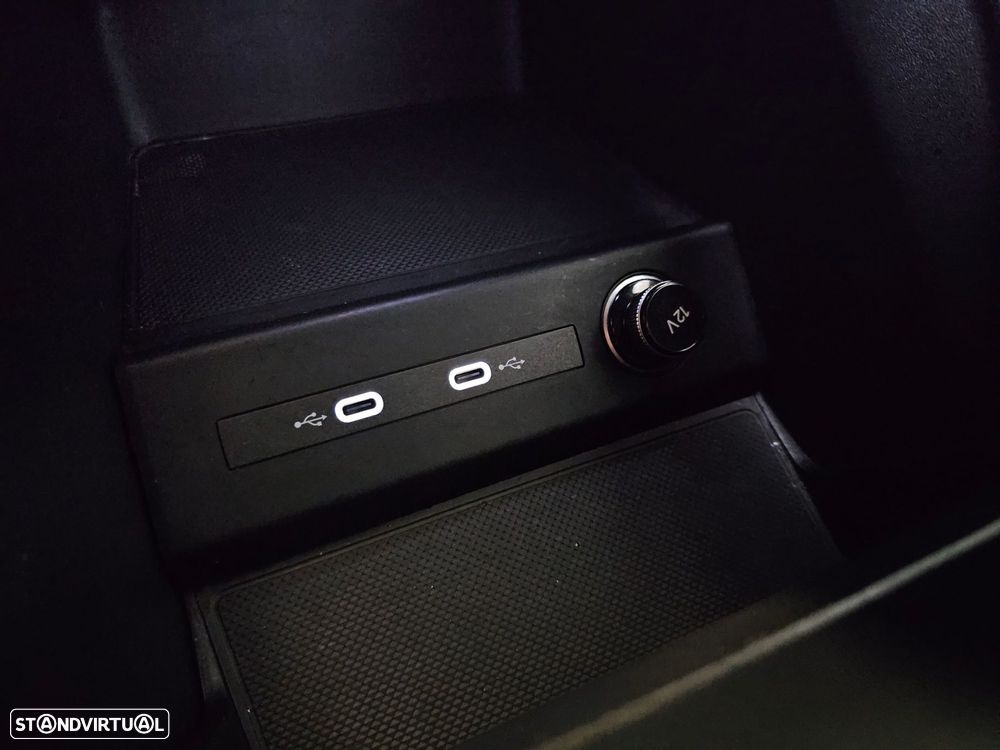 Audi Q4 Sportback e-tron 40 63 kWh SE Business - 27