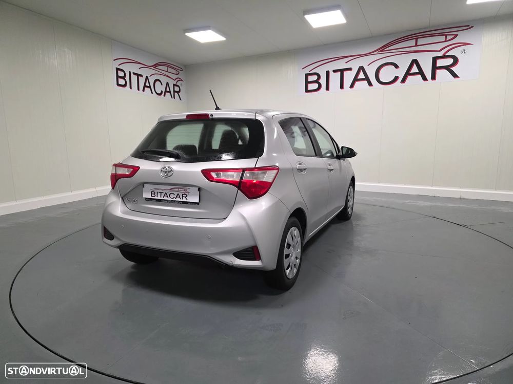 Toyota Yaris 1.4 D-4D ACtive+AC - 13