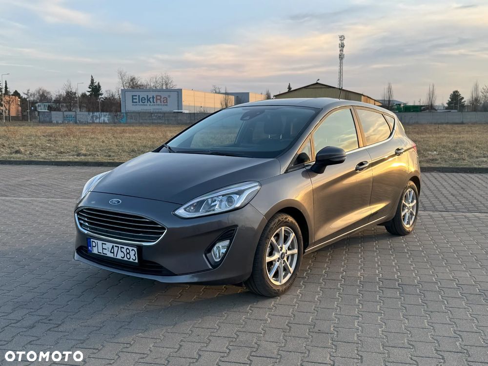 Ford Fiesta - 2