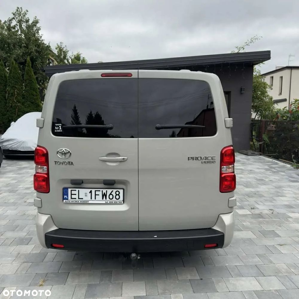 Toyota ProAce Kombi 2.0 D-4D Long 2,8t - 11