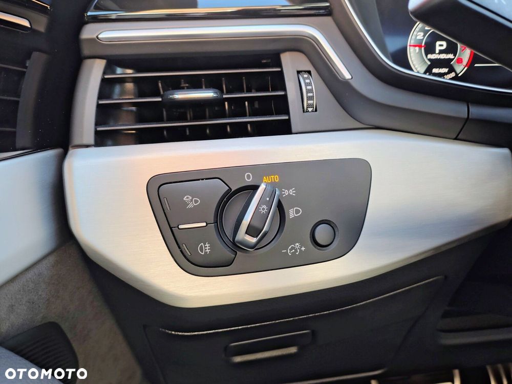 Audi A4 Limousine 45 TFSI mHEV Quattro S Line S tronic - 15
