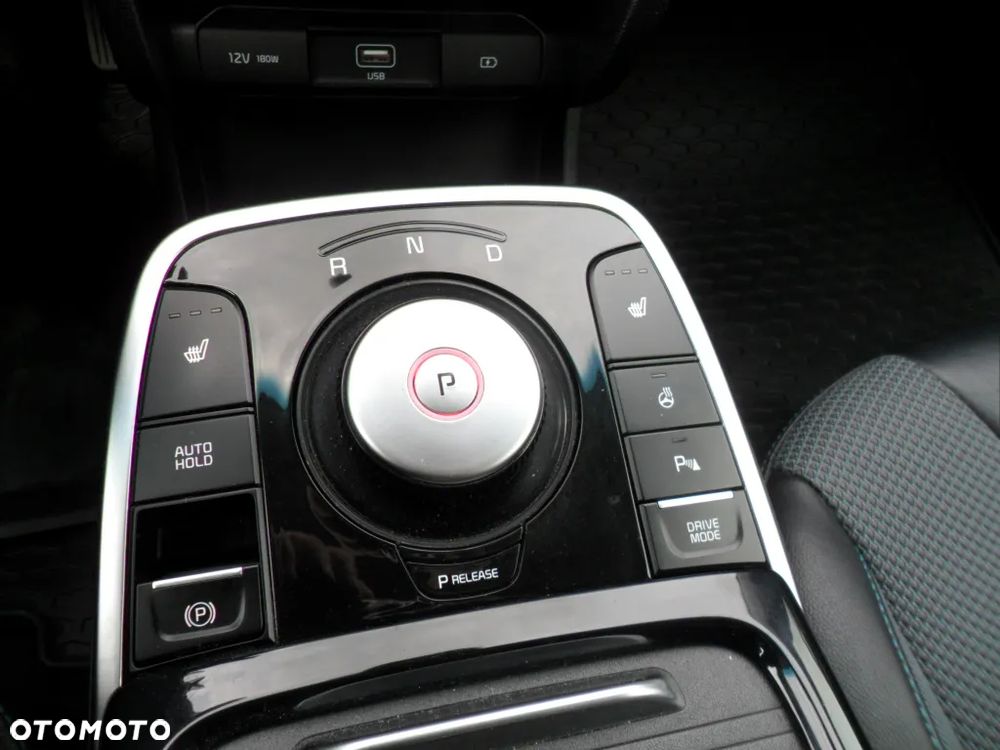 Kia Niro e-Niro 64kWh L - 25