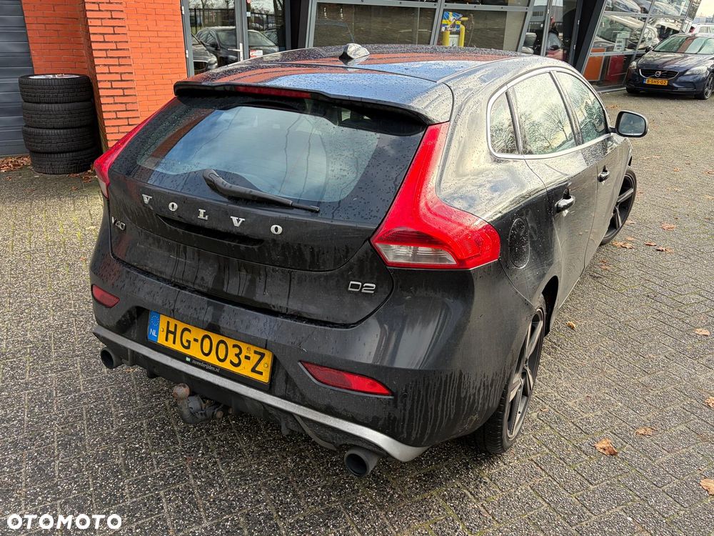 Volvo V40 D2 RDesign - 10