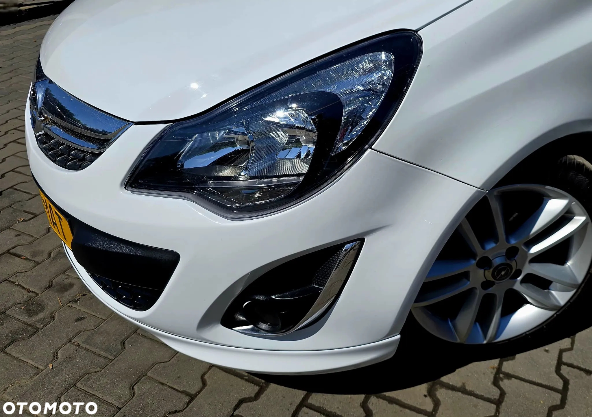 Opel Corsa 1.4 16V Sport - 5