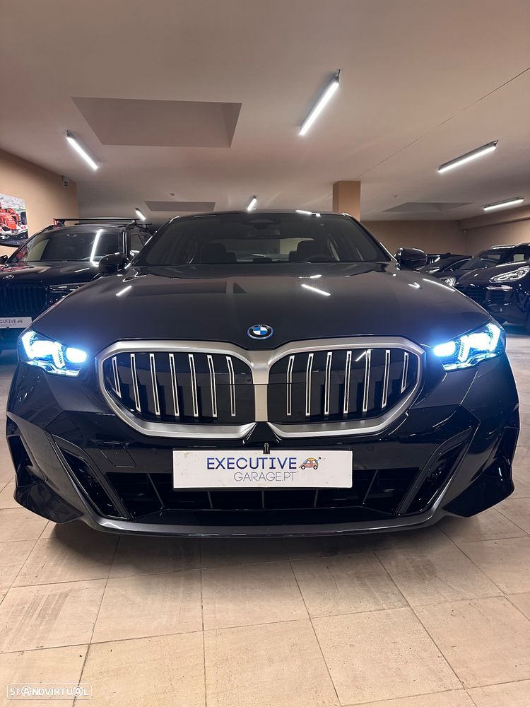 BMW 530 e Pack Desportivo M - 7