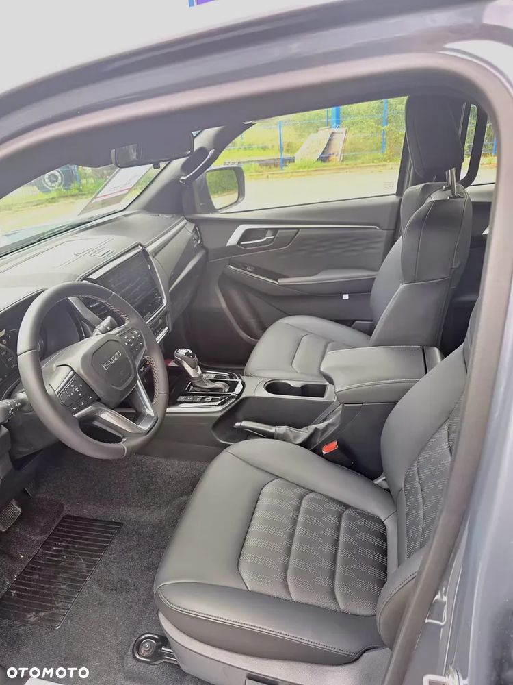 Isuzu D-Max 1.9 DC LSE - 19