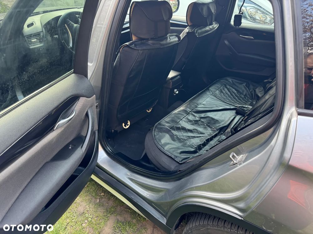 BMW X1 xDrive20d - 9