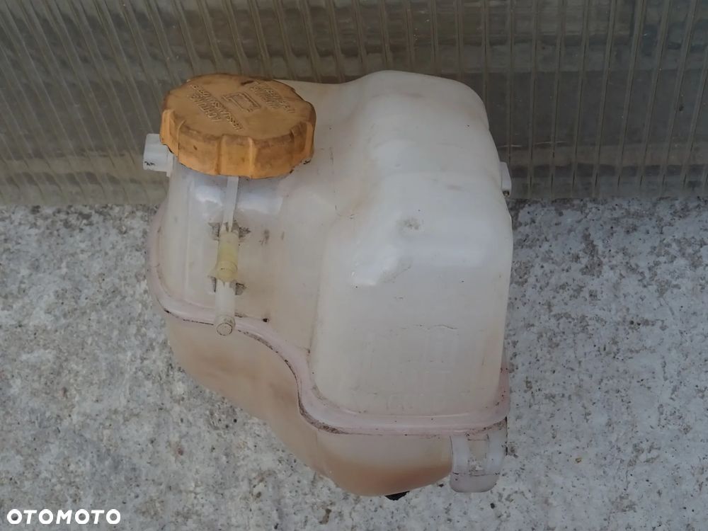 OPEL VECTRA C SIGNUM ZBIORNICZEK WYRÓWNAWCZY PŁYNU KOREK CZUJNIK 1,8 2,0T 2,2 1,9D - 1