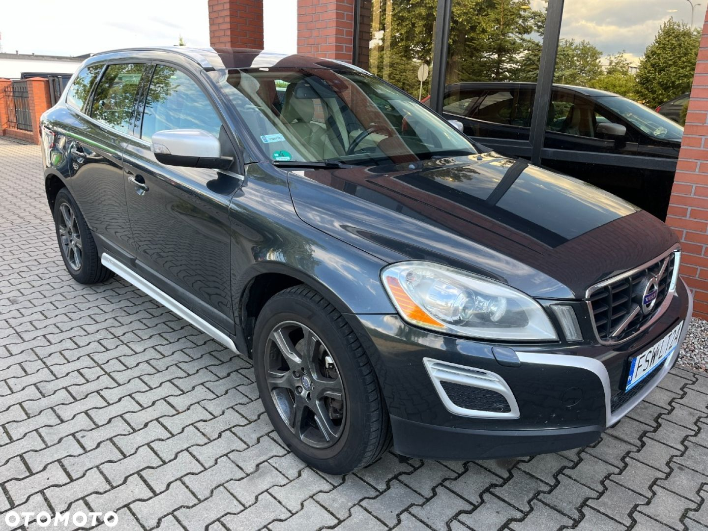 Volvo XC 60 DRIVe Summum - 2