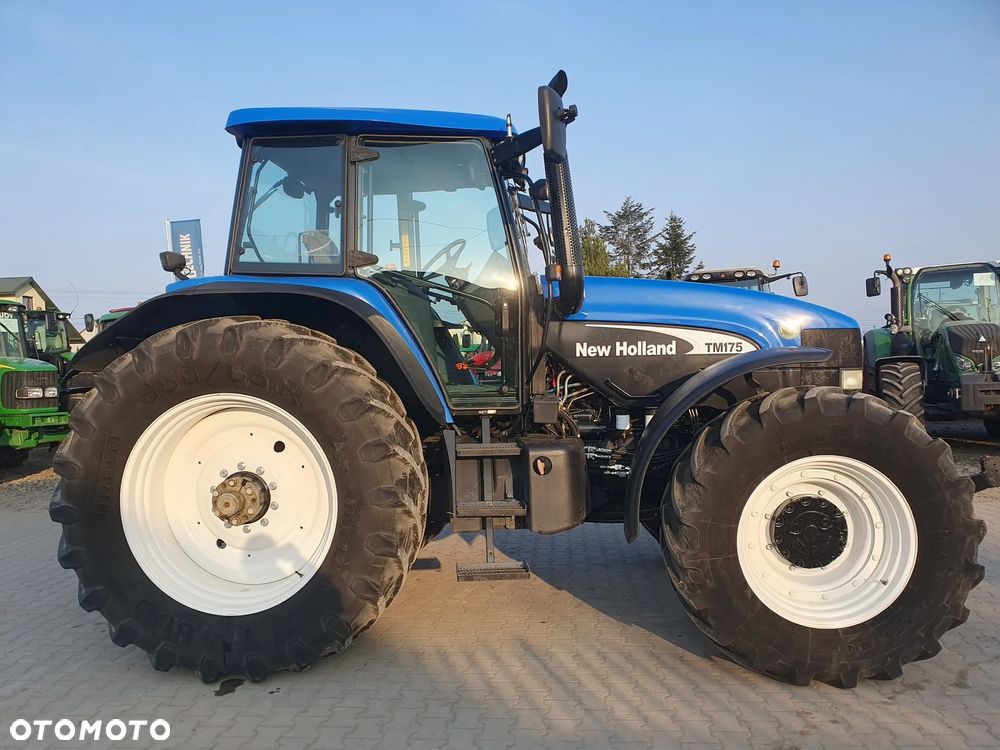 New Holland TM 175 - 4