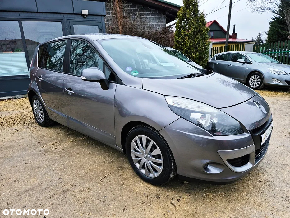 Renault Scenic 1.6 16V 110 TomTom Edition - 6
